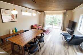 LOCALINO STAY AOSHIMA