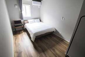 LOCALINO STAY AOSHIMA