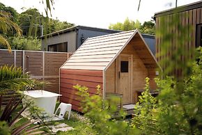 LOCALINO STAY AOSHIMA