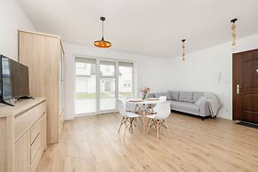 Bright Studio in Darlowo by Renters