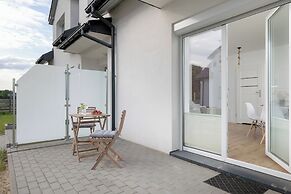 Bright Studio in Darlowo by Renters