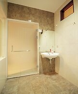 Collection O 295 Grha Ciumbuleuit Guest House