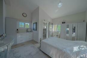 Beautiful 3 Bed Villa in Esentepe