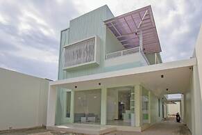 OYO 2753 Irma's Residence