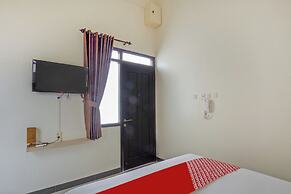 OYO 2753 Irma's Residence