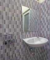 OYO 2753 Irma's Residence