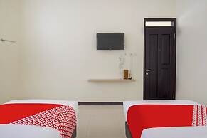 OYO 2753 Irma's Residence