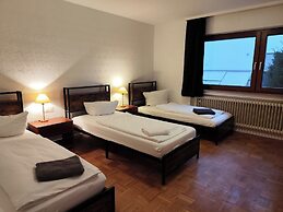 Completely Renovated House From 22 Euro pp and day