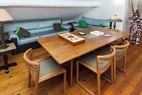 Deluxe 3 Bd House near Lagonisi w Garden