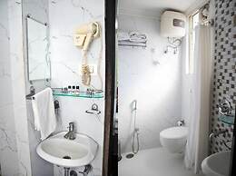 Hotel FrontLine Residency Patna