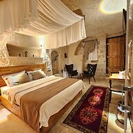Memories Cave House