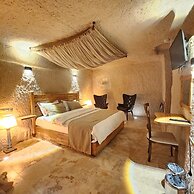 Memories Cave House