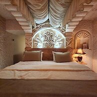 Memories Cave House