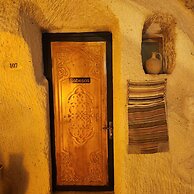Memories Cave House