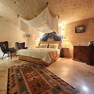 Memories Cave House