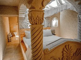 Memories Cave House