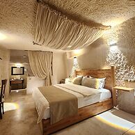 Memories Cave House