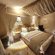 Memories Cave House