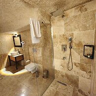 Memories Cave House
