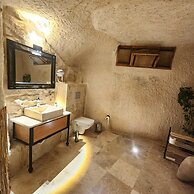 Memories Cave House