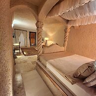 Memories Cave House