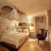 Memories Cave House