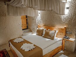 Memories Cave House