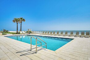 Daytona Beach Condo: Pool Access, Oceanfront