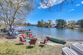 Modern Cape Cod Cottage on Private Pond w/ Beach