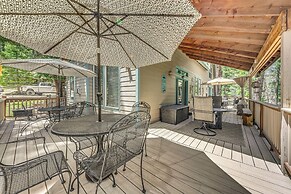 Rustic Cloudcroft Cabin w/ Spacious Deck & Grill!