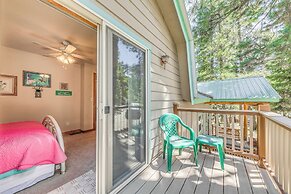 Rustic Cloudcroft Cabin w/ Spacious Deck & Grill!