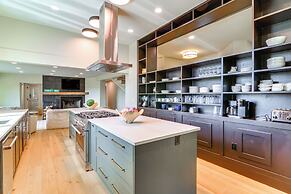 Byrdstown Home on 65 Acres w/ Pool, Trail to Lake!