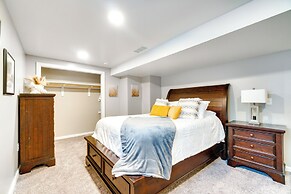 Scenic Yankton Retreat w/ Fire Pit: 1 Mi to Lake!