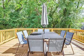 Modern Decatur Gem w/ Deck, 10 Mi to Atlanta