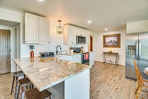 Peaceful Missouri Getaway w/ Valley View & Patio!