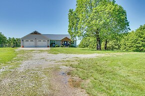 Peaceful Missouri Getaway w/ Valley View & Patio!