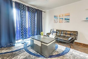 Galveston Beach Condo w/ Resort Amenities