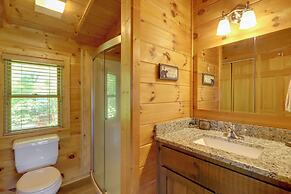 Blue Ridge Cabin w/ Mountain Views: 6 Mi to Dtwn!