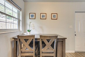 Sarasota Duplex in Gillespie Park: 1 Mi to Dtwn!