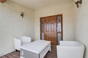 Fountain Hills Home w/ 2 Decks & Mountain Views!