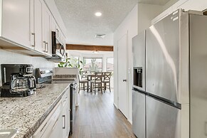 Fountain Hills Home w/ 2 Decks & Mountain Views!