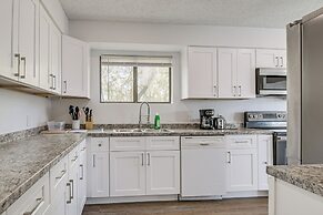 Fountain Hills Home w/ 2 Decks & Mountain Views!