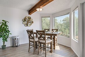 Fountain Hills Home w/ 2 Decks & Mountain Views!