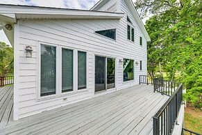 New Bern Home w/ Water View ~ 6 Mi to Downtown!