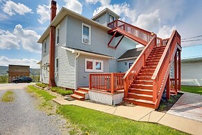 Cozy Loganton Vacation Rental in Amish Country!