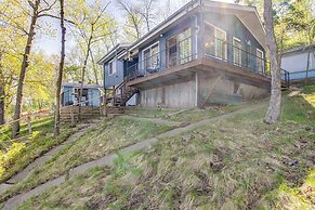 Spirit Lake Cabin w/ Boat & Kayak Rentals!