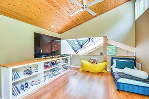 Lakefront Roxboro Home w/ Private Dock!