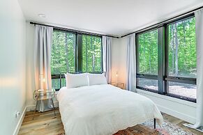 Modern Bellaire Cabin < 5 Mi to Lake & Slopes!