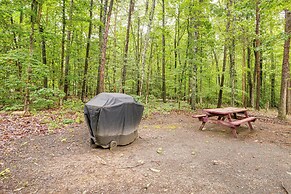 Mineral Cottage w/ Fire Pit: Steps to Lake Anna!