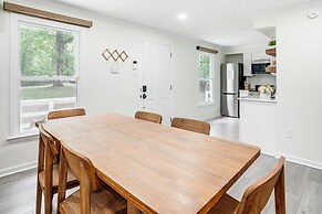 Mineral Cottage w/ Fire Pit: Steps to Lake Anna!